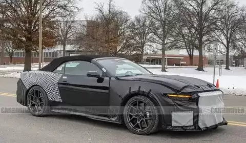 全新福特Mustang Shelby GT500敞篷版曝光,或告别Shelby徽标