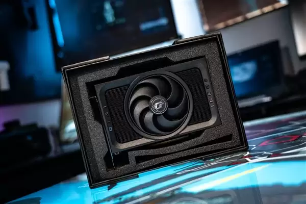 250W的单风扇RTX 5070！七彩虹iGame RTX 50系列Mini正式开售：3499元起