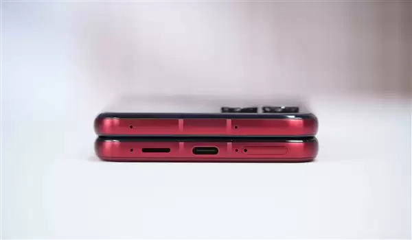 观赛神器预定!摩托罗拉Razr 60世界杯特别款惊喜曝光