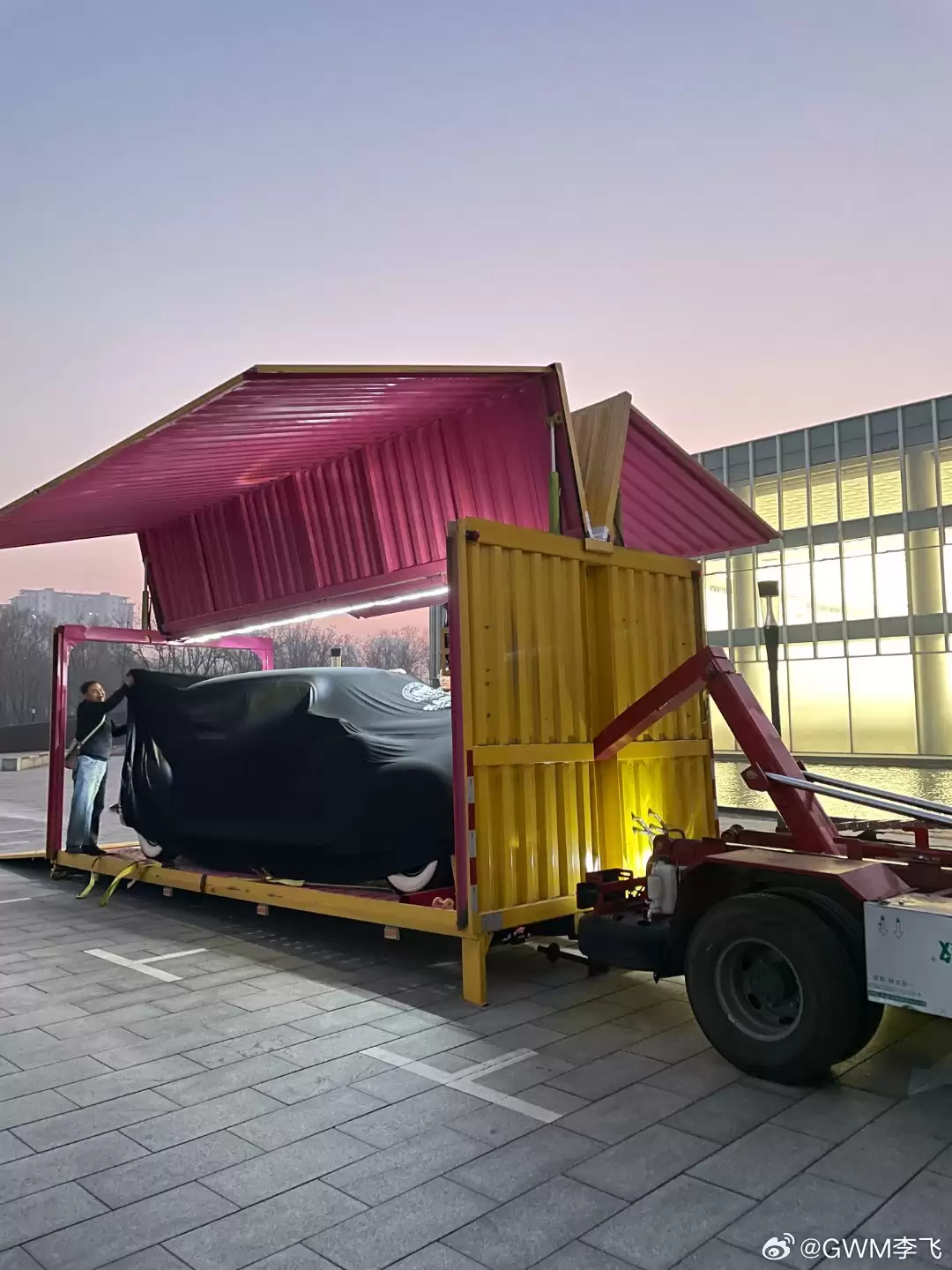 长城汽车官方预热新品牌,首款外形还原经典老爷车设计