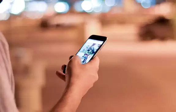 2026年全球智能手机出货下滑售价上涨