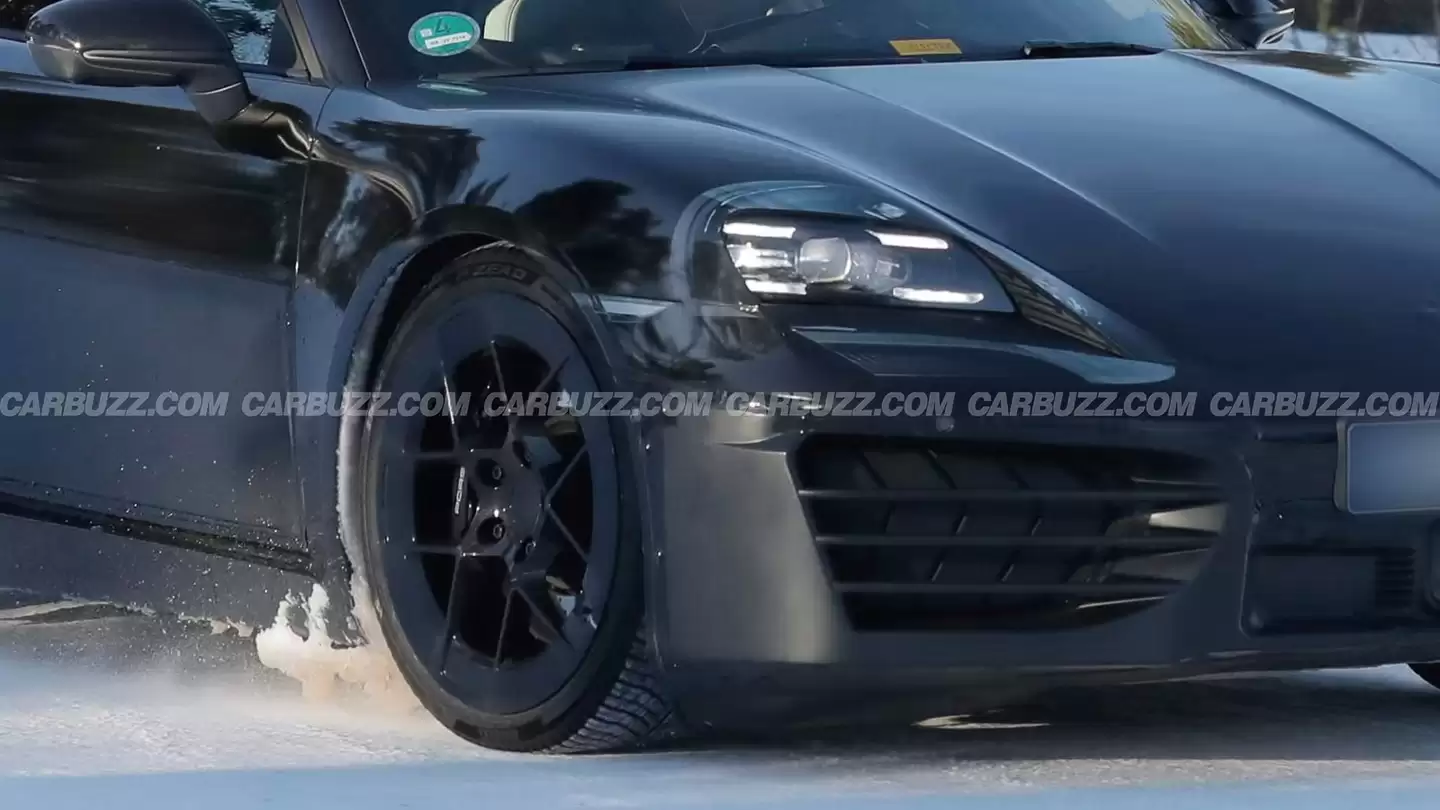 保时捷 718 纯电版被拍到开启第四轮冬测,研发周期破纪录