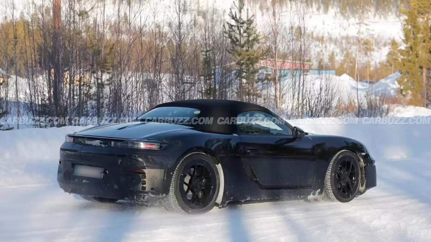 保时捷 718 纯电版被拍到开启第四轮冬测,研发周期破纪录