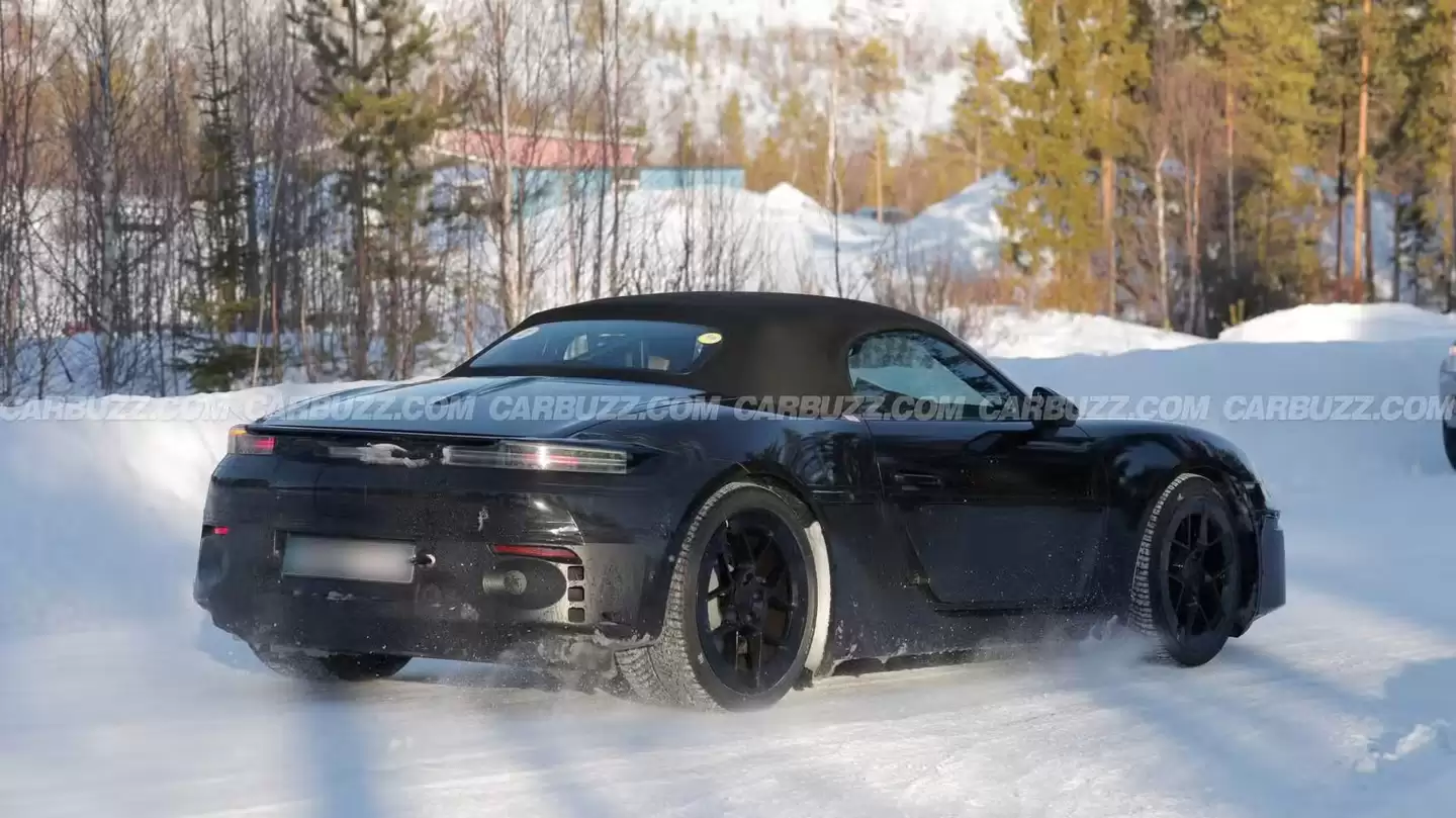 保时捷 718 纯电版被拍到开启第四轮冬测,研发周期破纪录