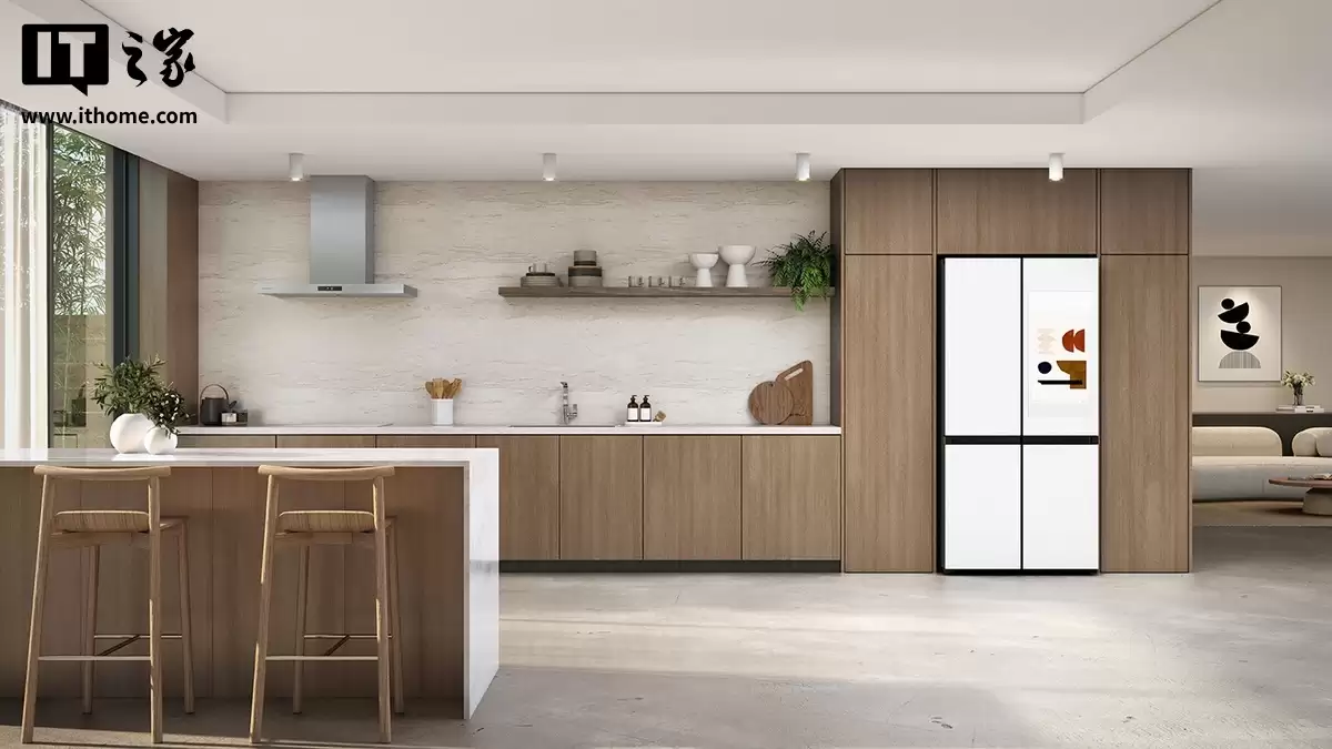 三星将推出搭载谷歌 Gemini 的 AI 冰箱,可识别食材、推荐菜谱