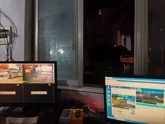 34岁男子转行当保安:月入4200还房贷,零通勤+免费停车引热议