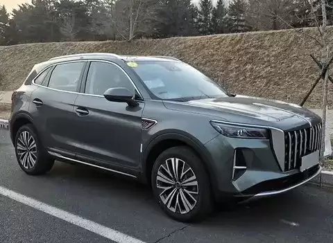 全新红旗HS5实车曝光:外观微调内饰焕新