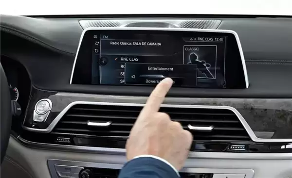 触摸屏车载系统暗藏盲驾风险