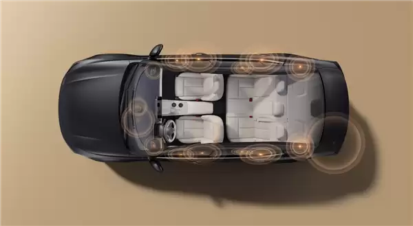 燃油车全球首搭鸿蒙座舱版 日产天籁上市30天订单过万