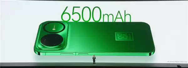 华为nova15 Ultra亮相:仅6.8mm!nova史上最薄Ultra