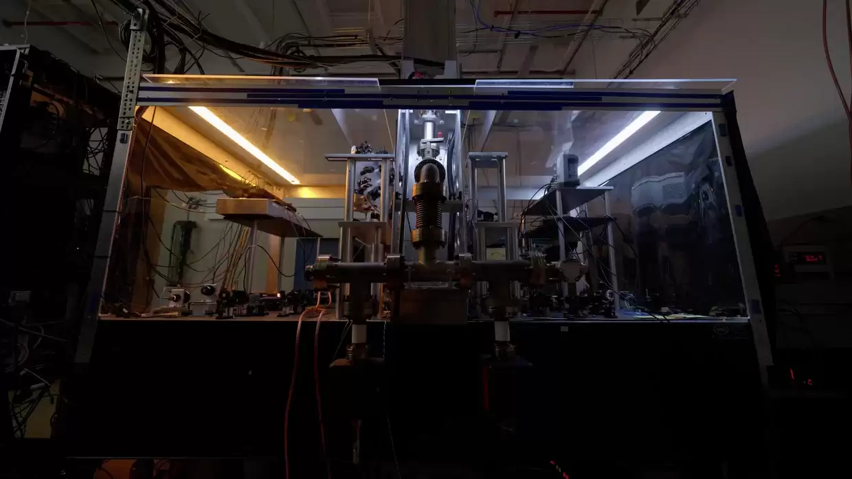 全美最准原子钟因飓风停电出现 4.8 微秒误差