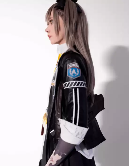 日本推主还原少女前线2莱娅COS，细节满分惊艳亮相