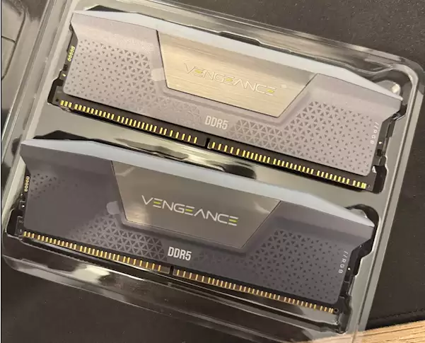 96GB DDR5内存竟变RGB灯带?玩家收货惊现调包骗局