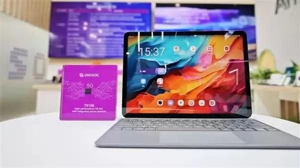 中国联通推出云湃AI Pad:安卓/Windows双系统、支持5G eSIM