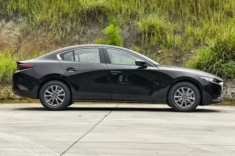 马自达3昂克赛拉原配轮胎全方位实测：舒适均衡，运动可升级