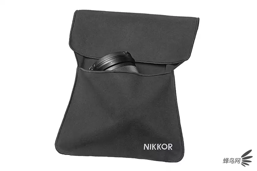 Z系统微单超广角镜头 尼克尔 Z -28mm f/2.8售6599 Z系统微单超广角镜头 尼克尔 Z 17-28mm f/2.8售6599