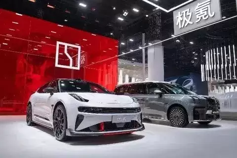 极氪七个月闪退美股,吉利57亿整合新棋局