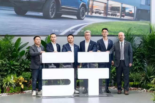 捷途纵横,中国方盒子的豪华叙事