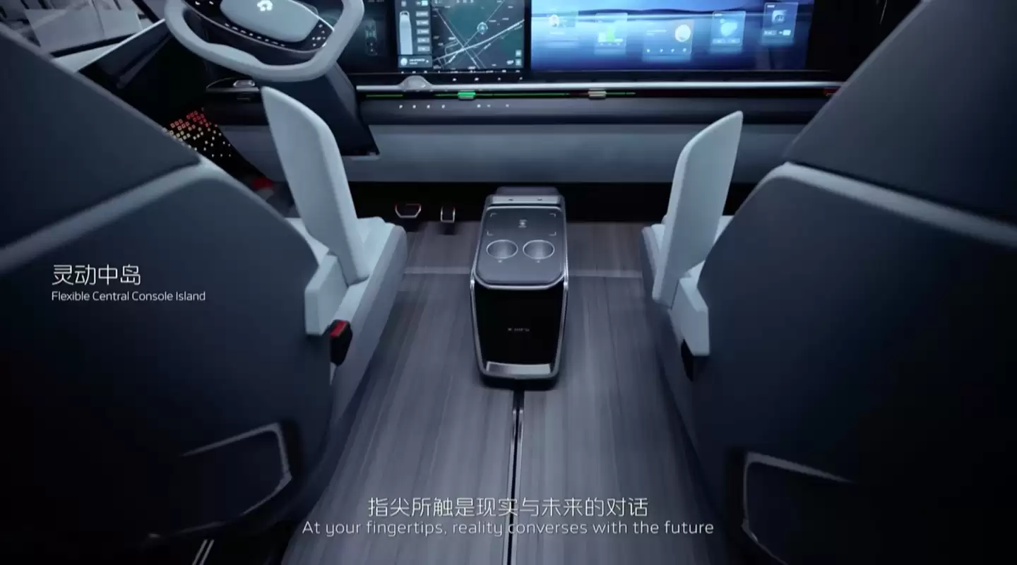 北汽福田发布国内首款量产液氢重卡，号称像加油一样加氢