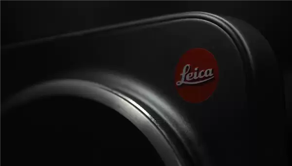 小米14 Ultra徕卡版外观细节揭晓：自带可乐标、镜头变焦环