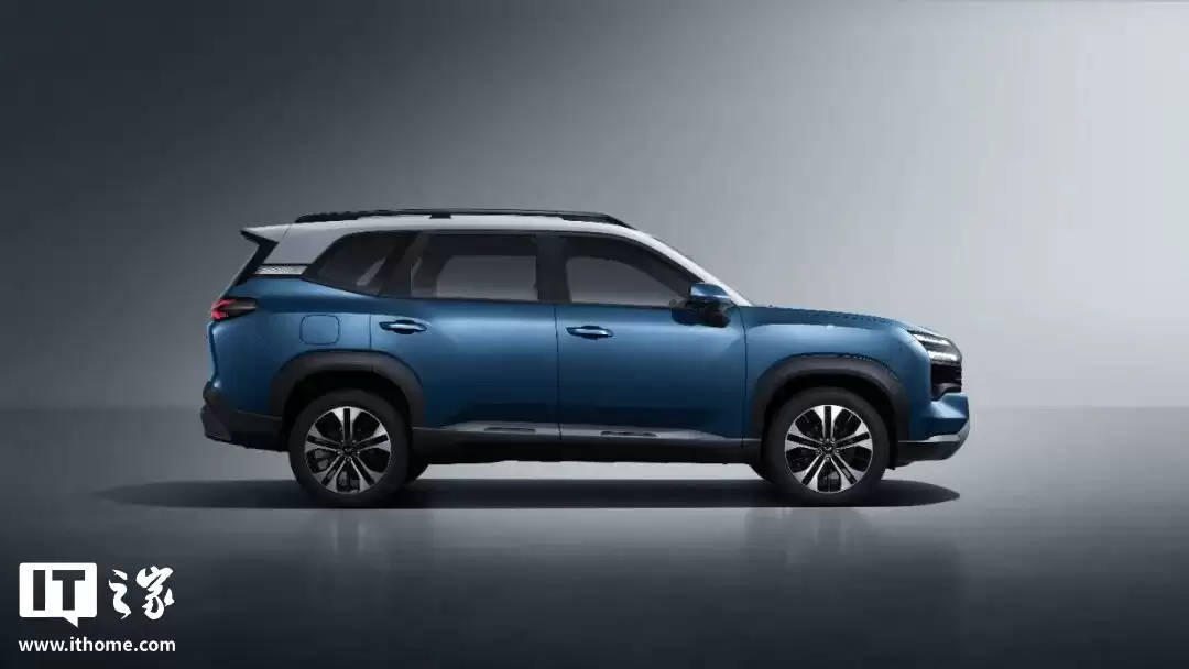 五菱首款硬派 SUV 星光 560 明年 1 月上市:可选燃油、插混、纯电三动力,首发权益价 5.98 万元起