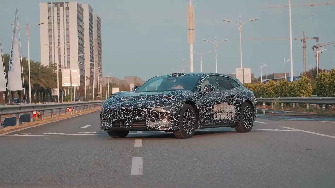 启辰首车“三个百万”级猎装轿跑亮相:确认上 L3,同步华为乾崑智驾最新技术