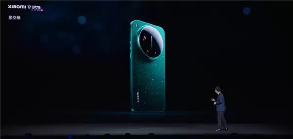 小米17+ Ultra亮相：迄今最薄Ultra 星空绿最夺目