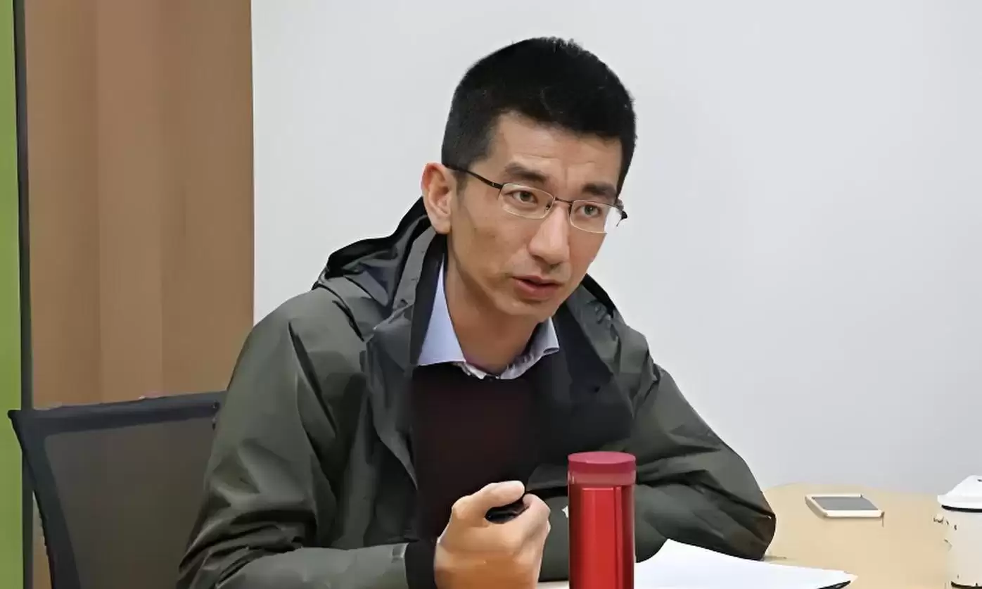 突发!孙东旭已从东方甄选离职,董宇辉“小作文”影响仍未消除?