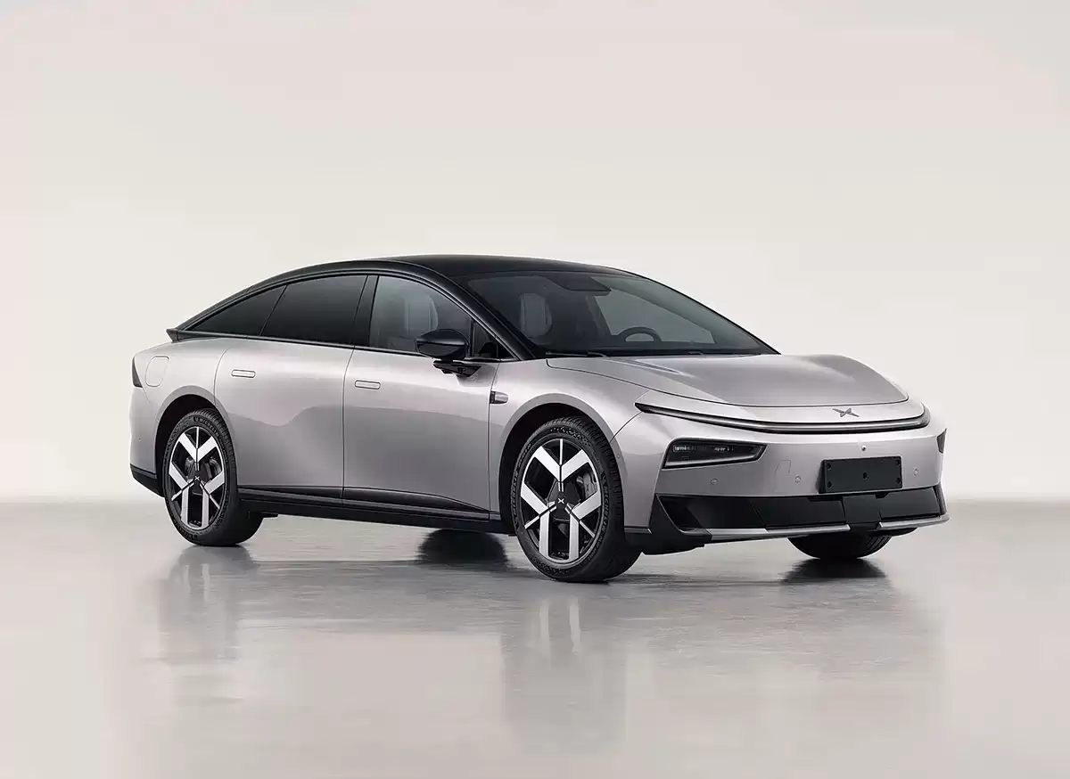 小鹏 P7 + 增程版实车曝光:全新外观,纯电续航 325km