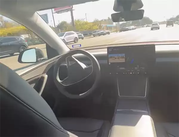 特斯拉最新最强FSD推送 英伟达科学家实测后给出超高评价