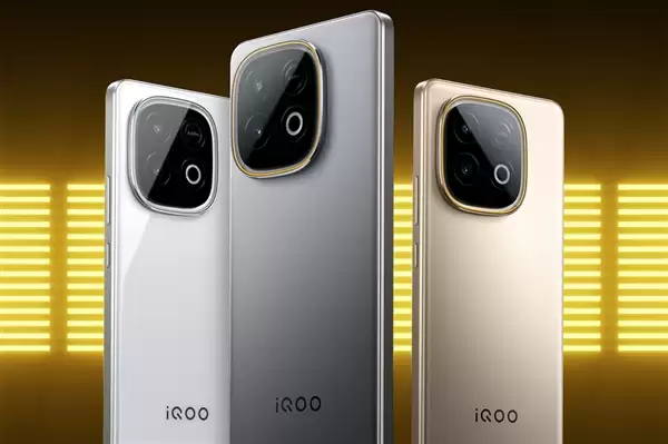 iQOO Z11 Turbo脱胎换骨 产品经理:2.5K-3K档位唯一选择