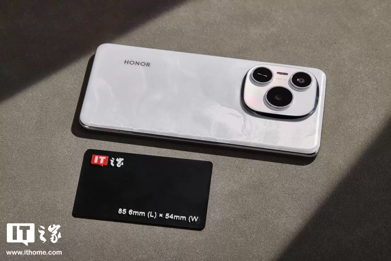 荣耀 Power2 跑分出炉:第一台电池突破 10000mAh 的新机,暂定下个月登场