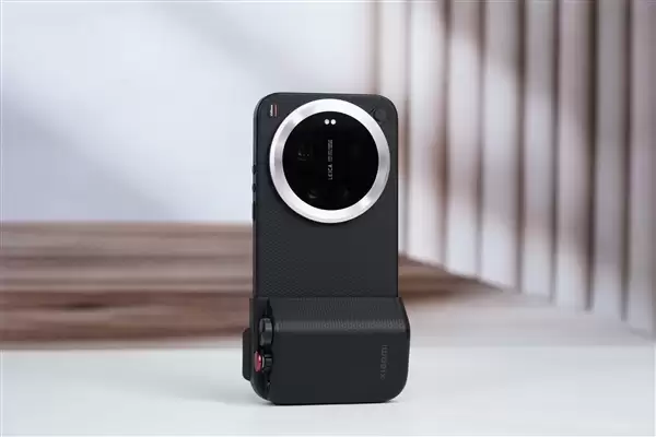 小米17+ Ultra MiCare 5折优惠!499元 两年碎屏、进水免费修