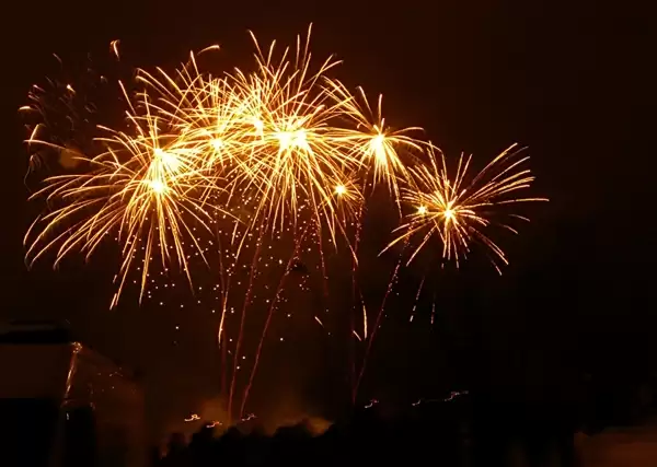 山西官宣废止烟花爆竹禁令后 陕西、四川等已清理禁燃相关文件