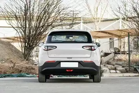 吉利星愿交付破50万,高颜值长续航智能小车成城市出行新宠