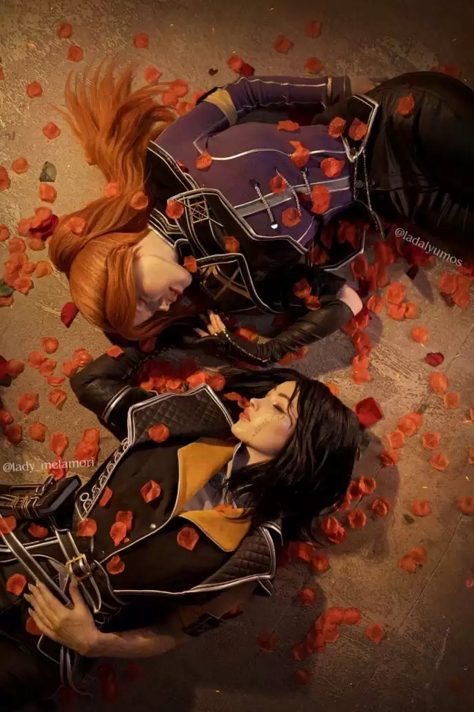 光与影:33号远征队女主获奖,Cos界巨星还原因埃尔与吕涅引热议