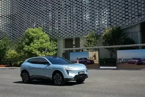 阿维塔07全系解析：智能舒适兼备，21.99万起售入门即满配