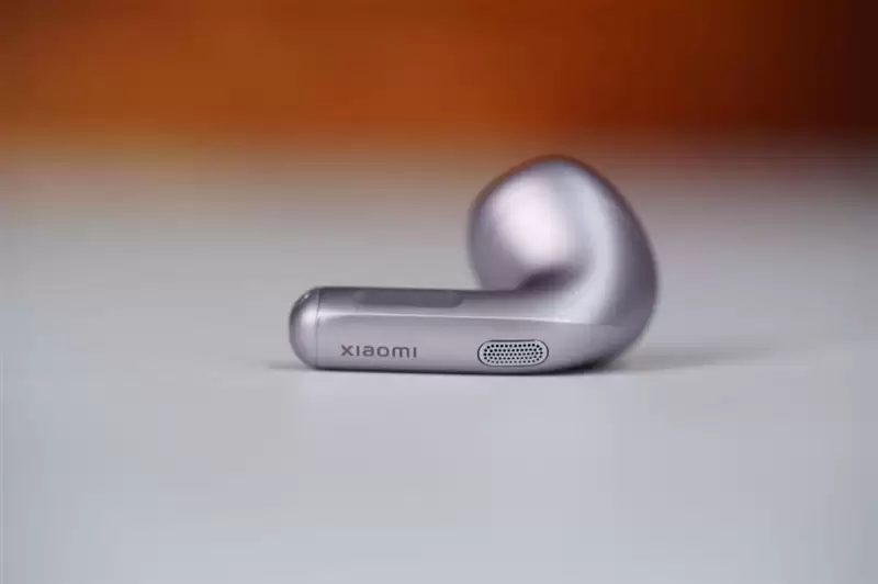 小米史上最强半入耳！Xiaomi Buds 6评测：音质越级+会议神器双 buff 加持