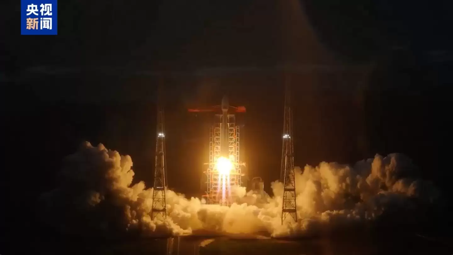 长征八号甲成功发射低轨17组卫星