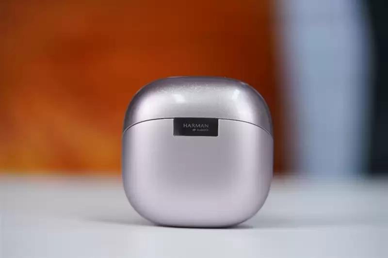 小米史上最强半入耳！Xiaomi Buds 6评测：音质越级+会议神器双 buff 加持