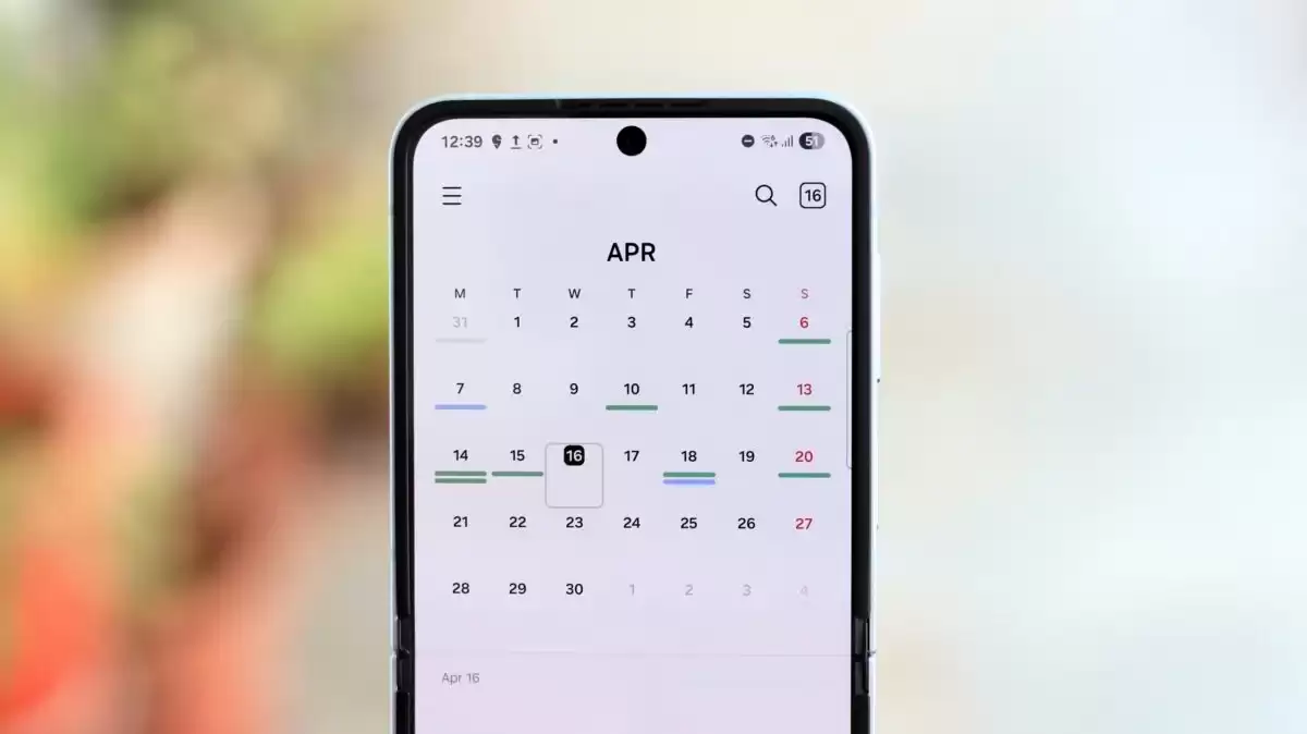 三星 One UI 8.5 日历更新，AI 自动为倒计时小部件生成背景图