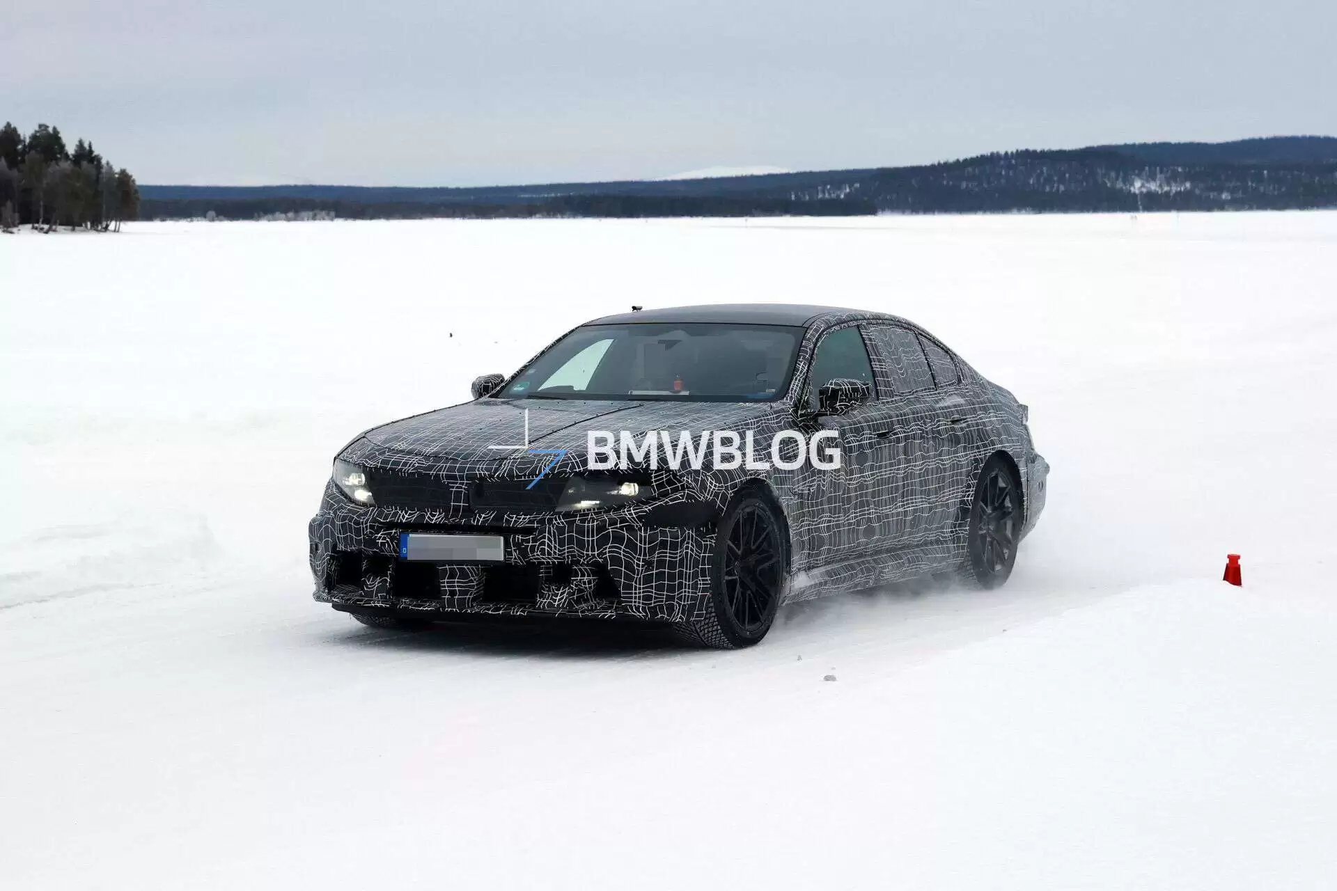 宝马路试细节曝光:新M5换回传统格栅,X5或将取消分体式尾门