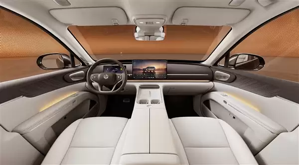 跑318不用担心高反!零跑D19行业首发车内制氧机:上车就满氧