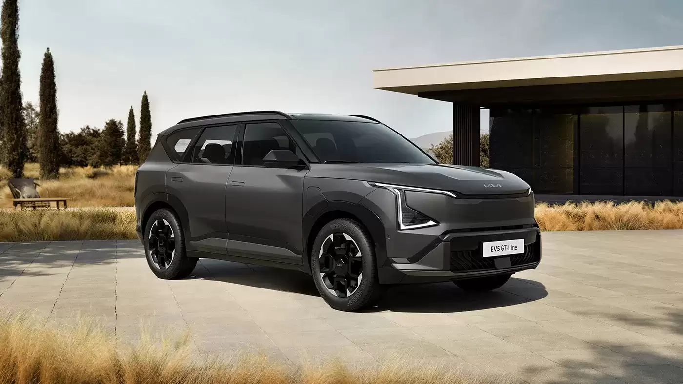 起亚 EV5 2026 款中期改款车型曝光:崭新外观,提升快充性能