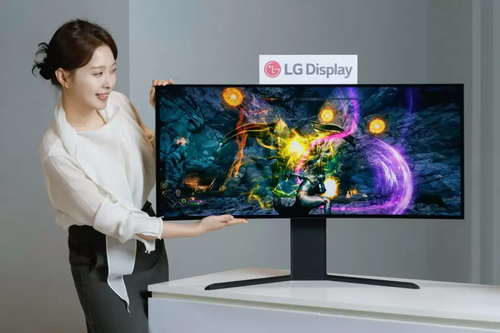 LG Display 展示全新产品阵容：含全球首款39英寸5K2K曲面OLED面板，CES 2026亮相