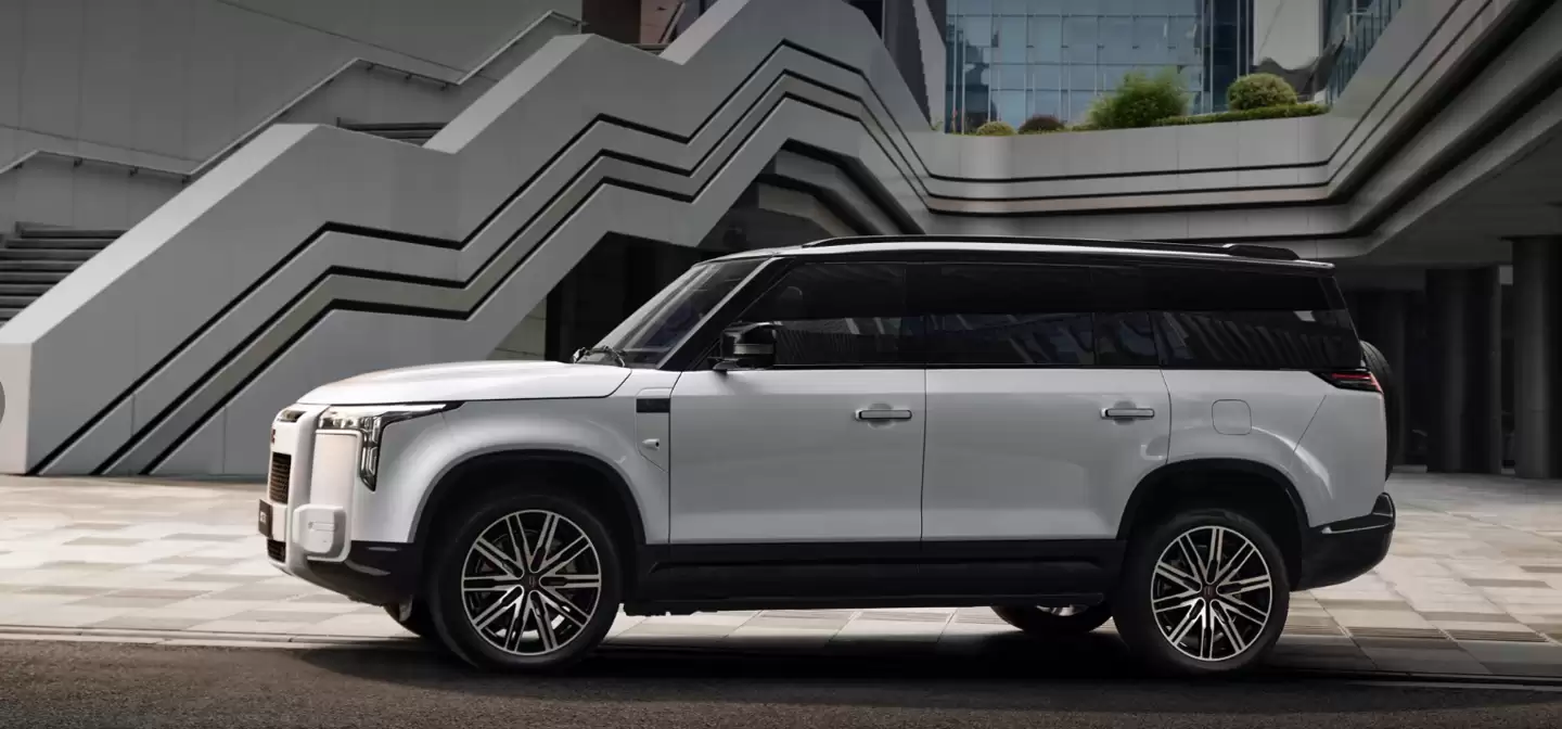 极石汽车创始人闫枫：2026年极石全球销量目标3万辆