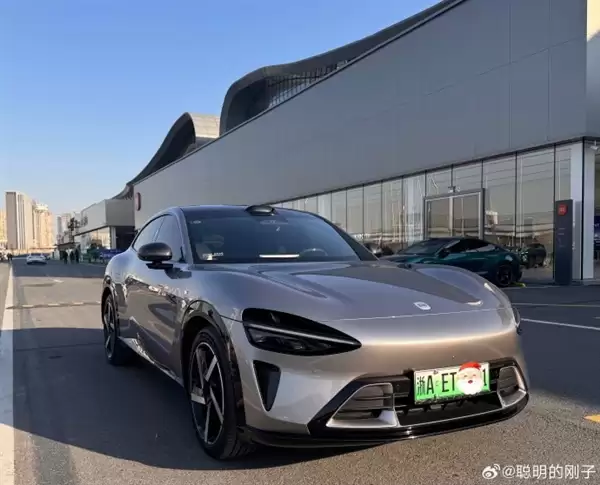 玛莎拉蒂车主换小米YU7：感谢雷军 打破我坚定的油车主义