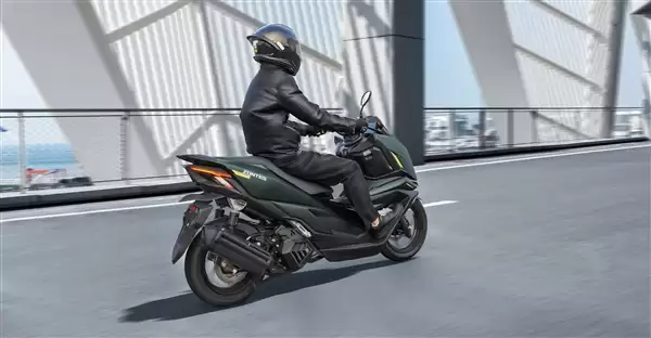 11800元 升仕150X龙骨踏板摩托掀桌 网友:炸了都夸它响