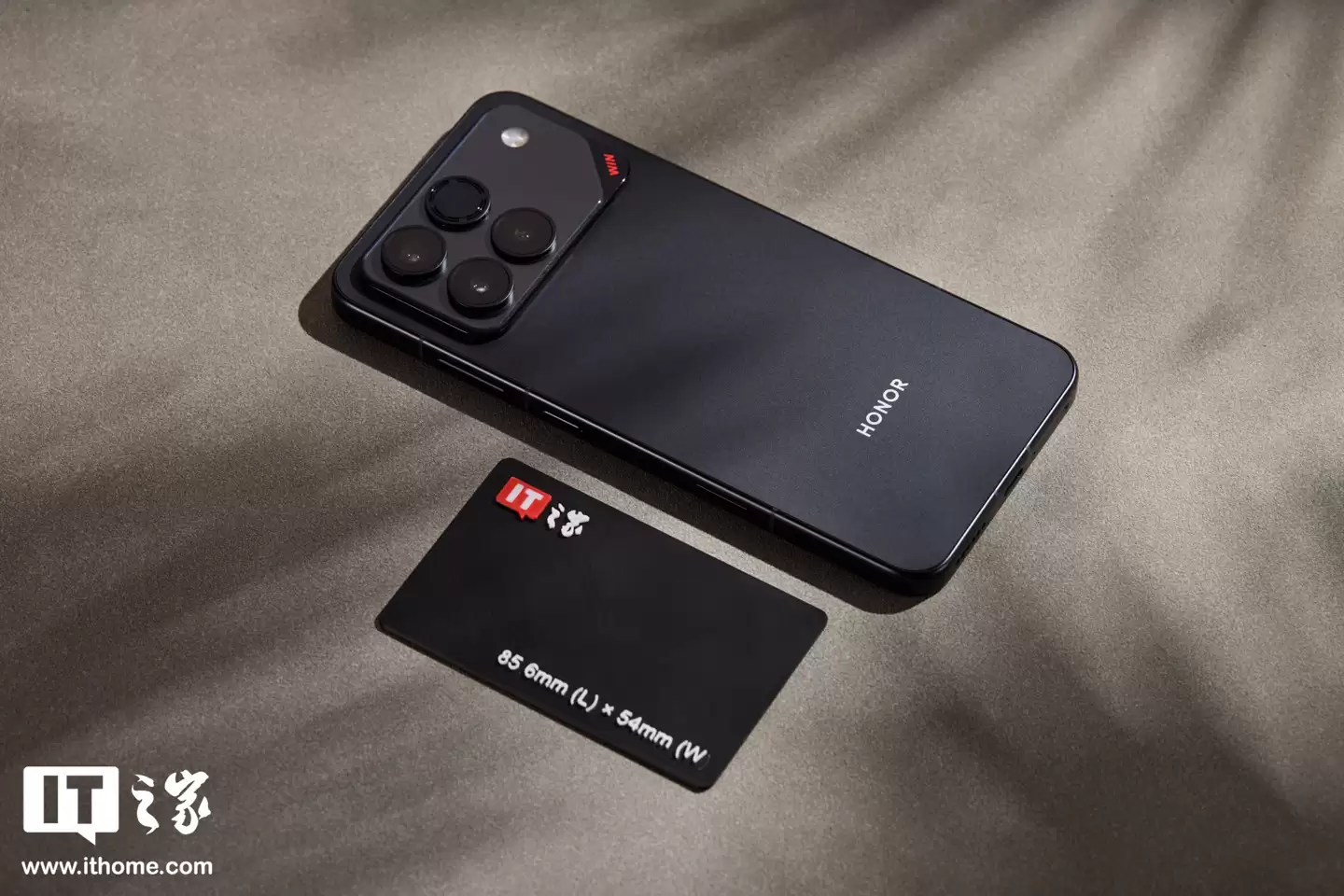 荣耀 WIN 系列手机“小升级”公布：红外可 360° 使用、NFC 大面积覆盖实现跟 iPhone 一碰传