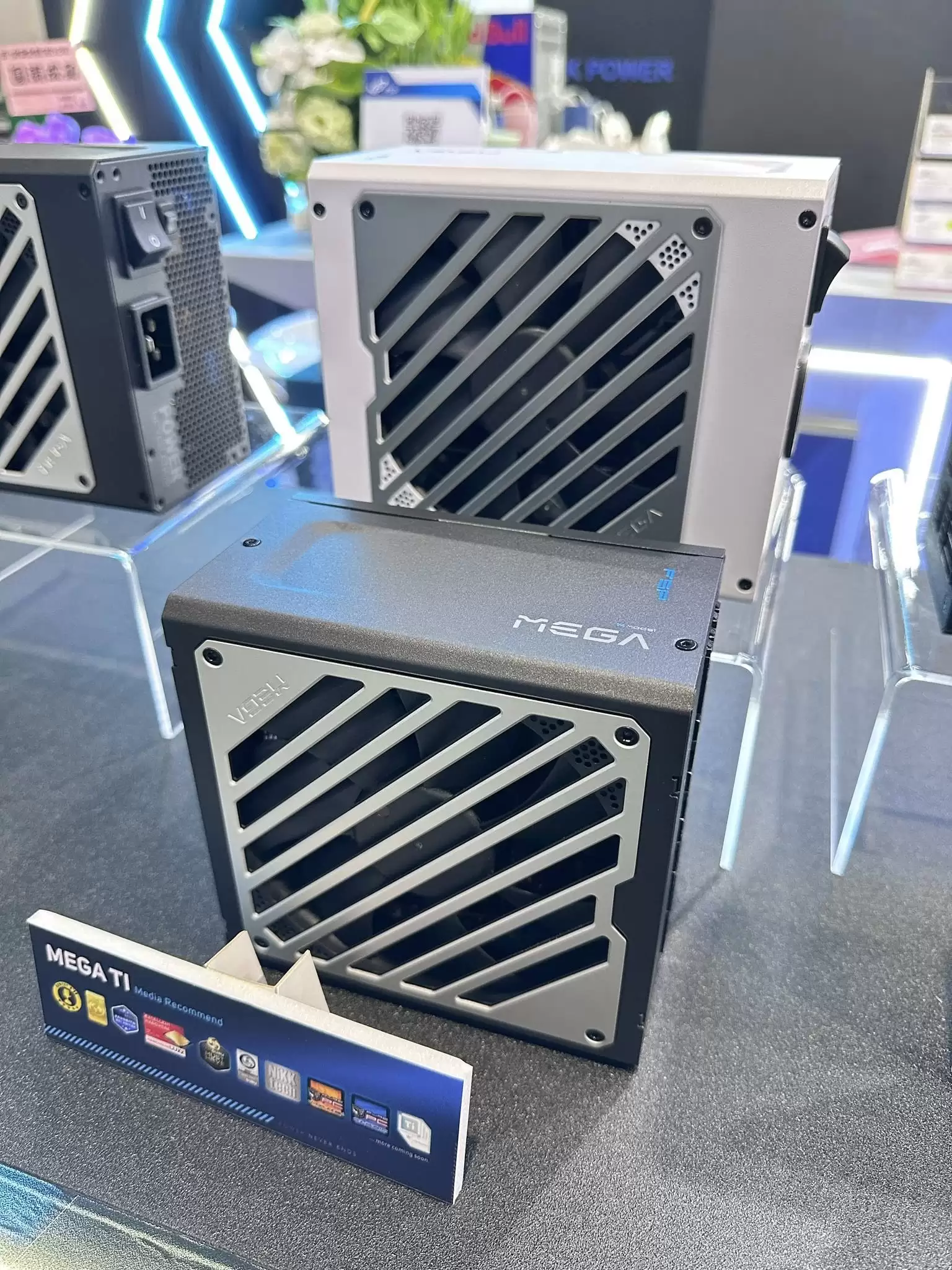 全汉 2026Q1 电源新品规划曝光:旗舰金牌、白金 SFX 等陆续推出